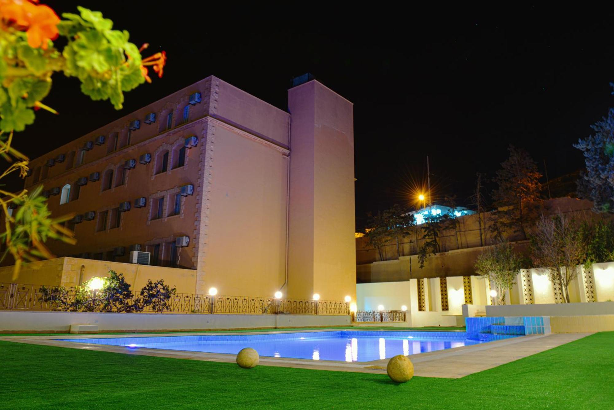 Petra Castle Hotel 瓦迪穆萨 外观 照片